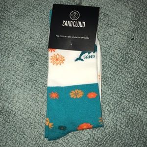 Sand cloud dolphin socks